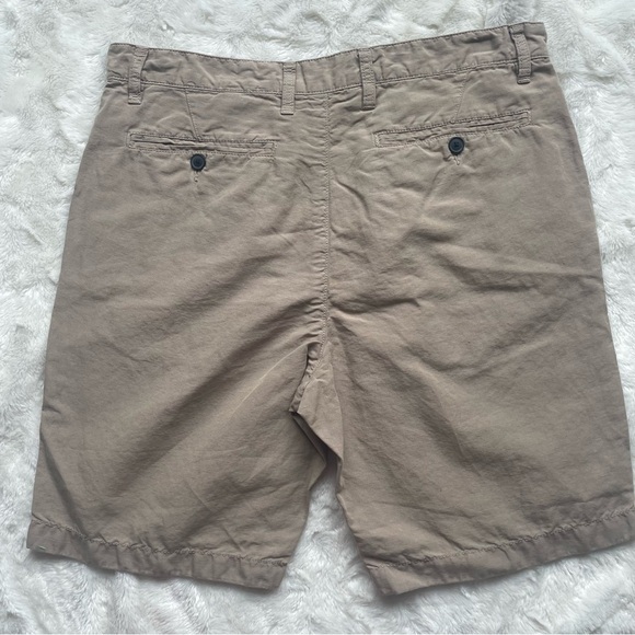 John Varvatos USA Linen Blend Flat Front Khaki Shorts - Picture 2 of 9
